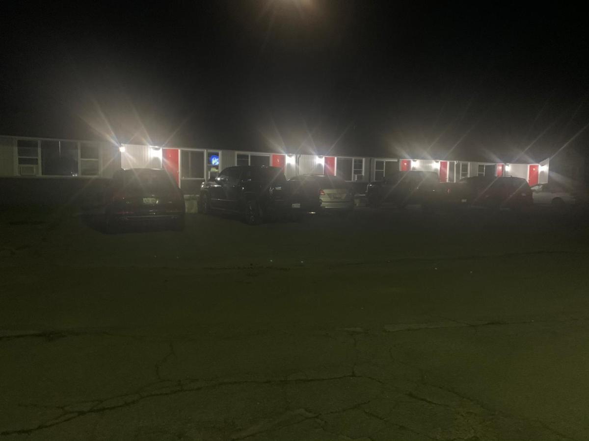 كورنوال Nites Inn Motel المظهر الخارجي الصورة